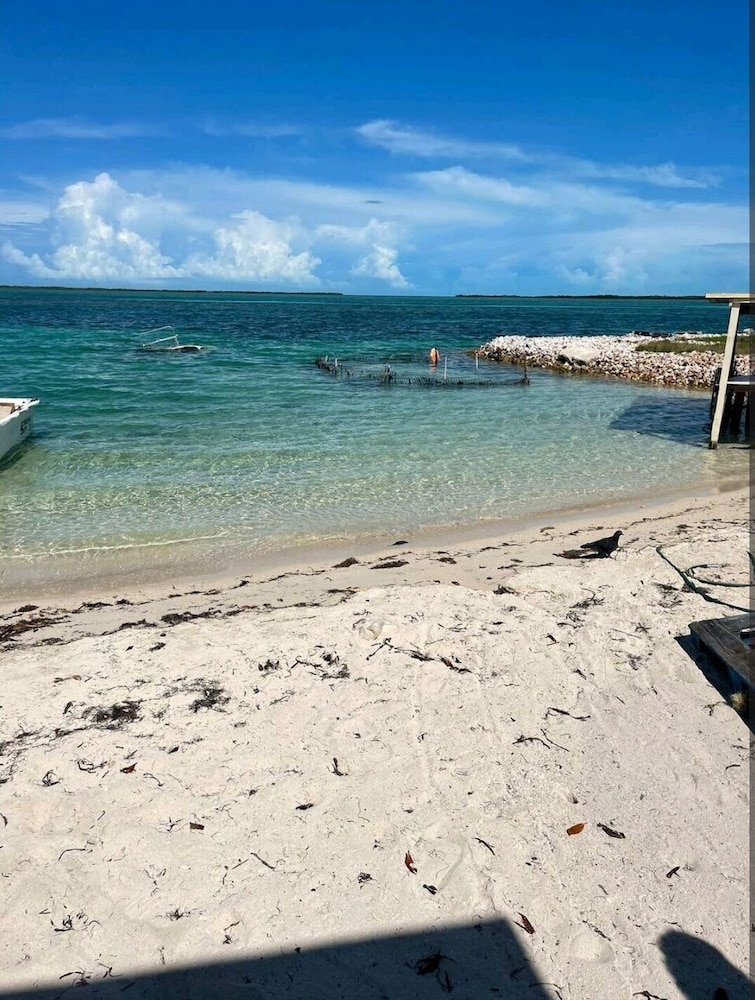 Dames Getaway Bimini - Property Image 4