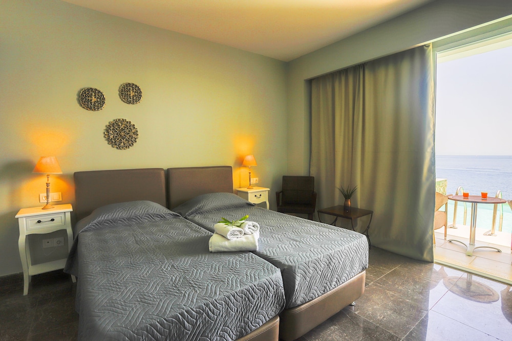 Room in Guest Room - Homric Boutique photo 2