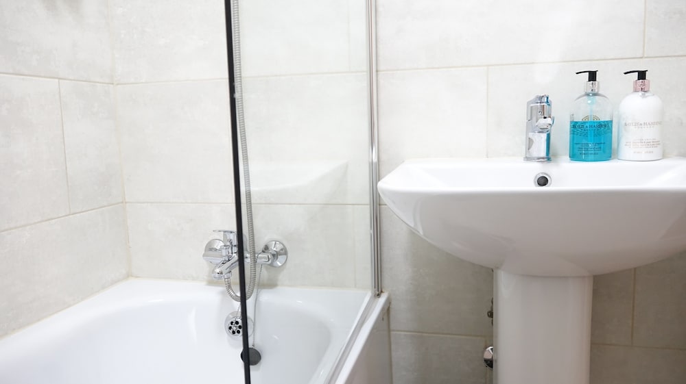 Heathrow Ensuites Rooms