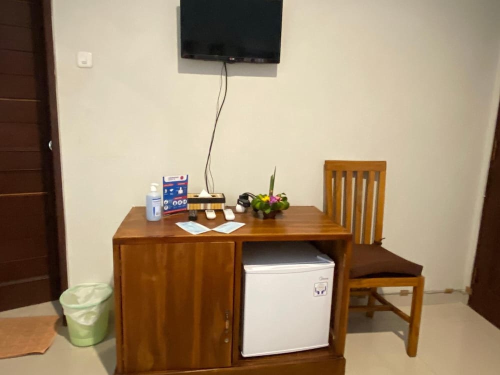 Suwardika Homestay and Dormitory - Hostel