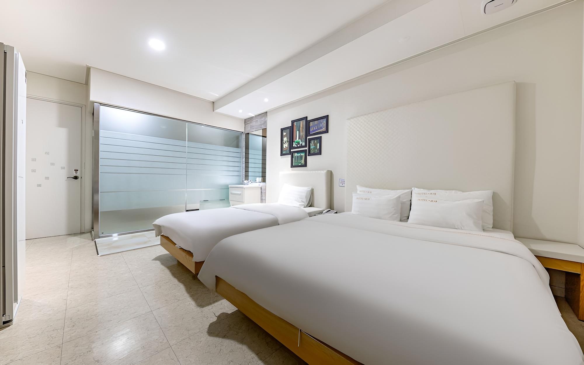 Jeonju Sinsigaji Hotel Moa view 5