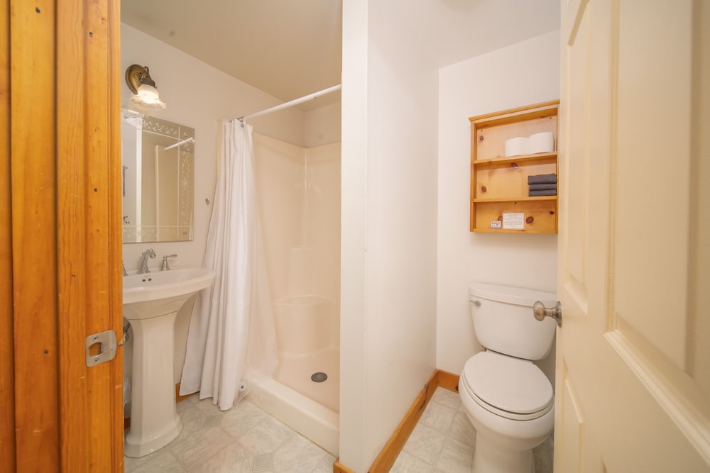 Mtn Views: Colonial Home on Kingdom Trails! view 3