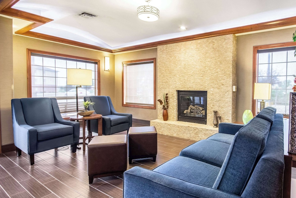 Comfort Inn & Suites Gillette near Campbell Medical Center view 3