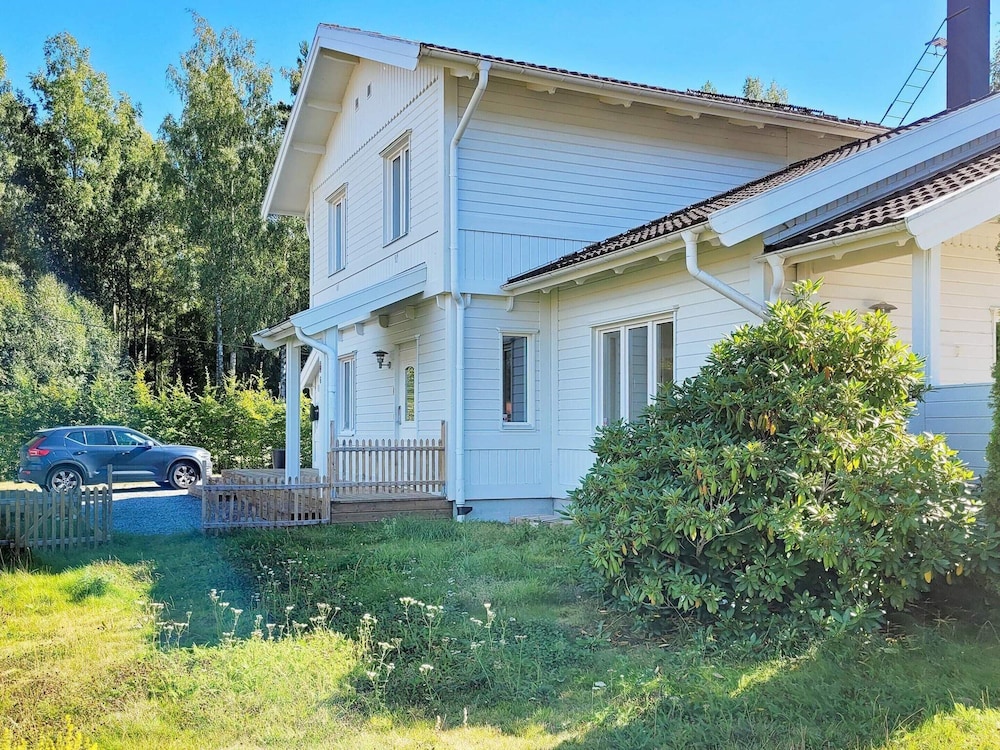 5 Star Holiday Home in Ingaro view 4