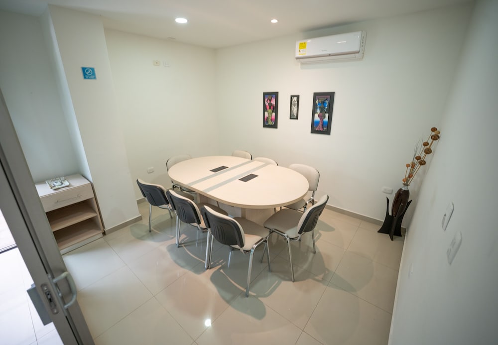 meeting & event spaces