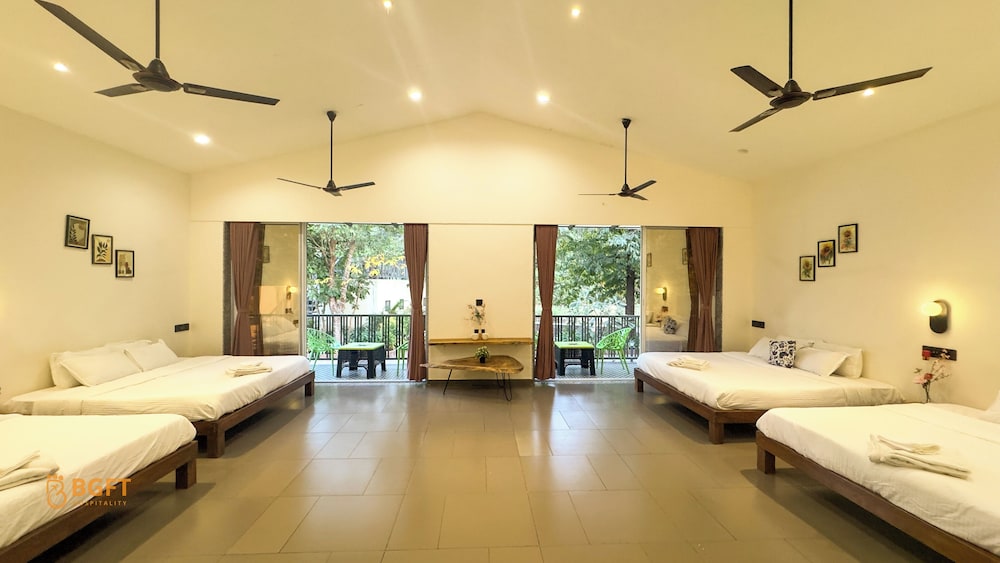 Mountain Woods Farm Stay