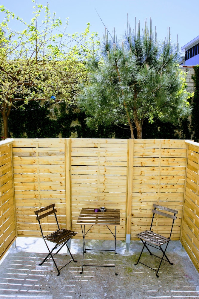 Hotel Supernova - Hostel - Image 1