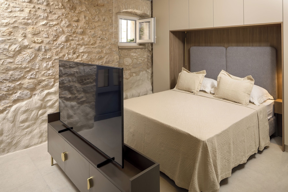 Villa Maja Aurelia in the Centre- Romantic studio apartment
