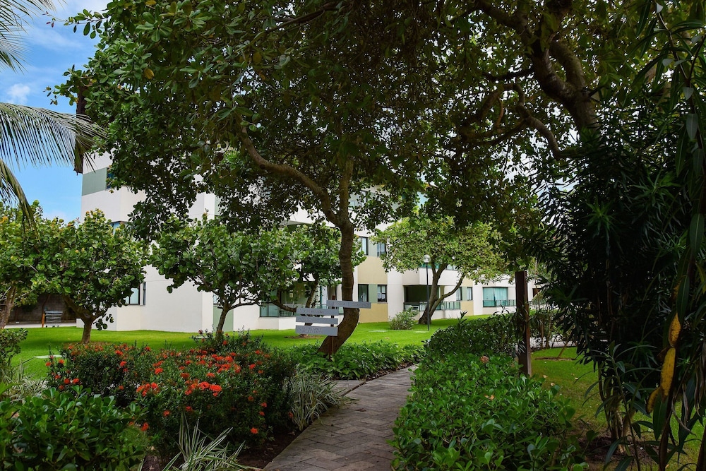 Carneiros Beach Flats Beira Mar