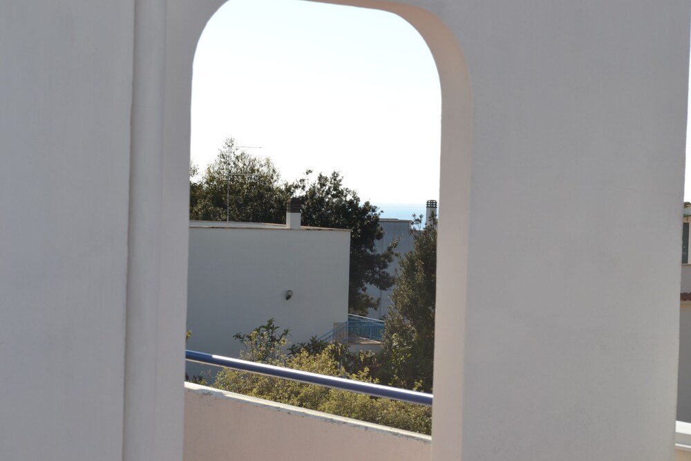 Lavinio Terrace