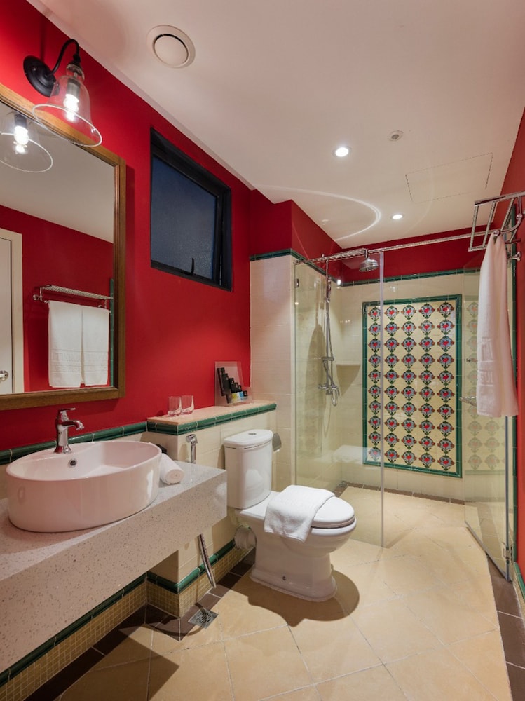 The Granite Luxury Hotel Penang 95