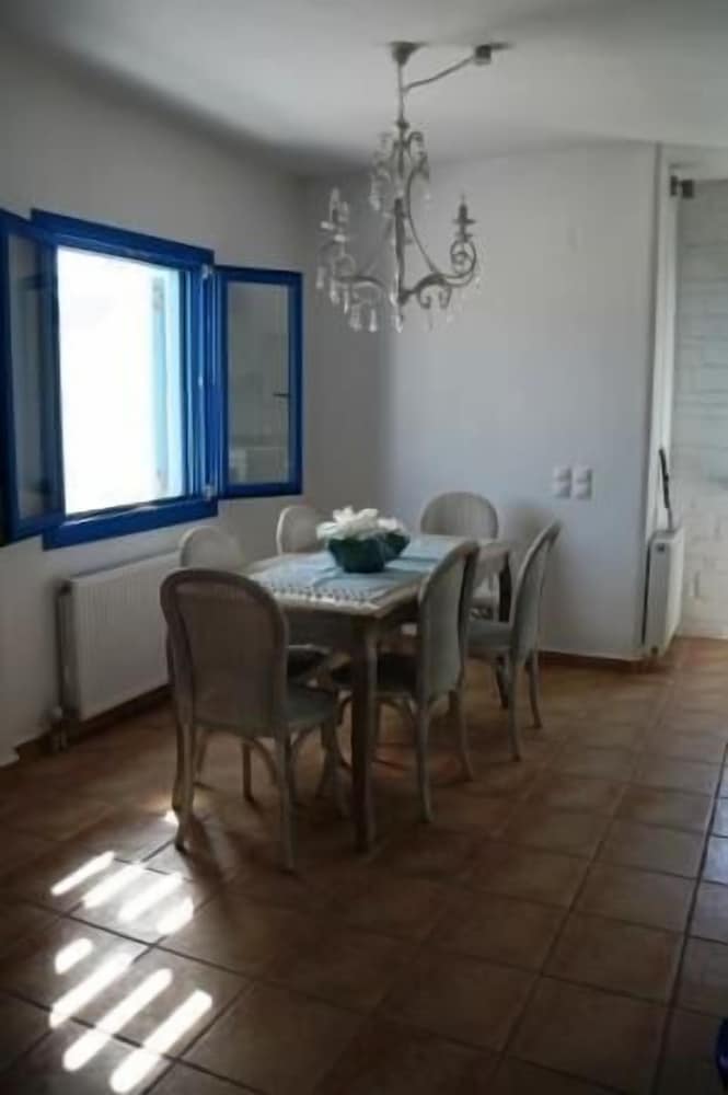 Villa Jason