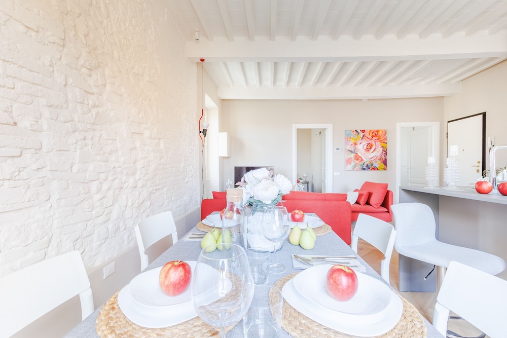 The White Lotus Penthouse