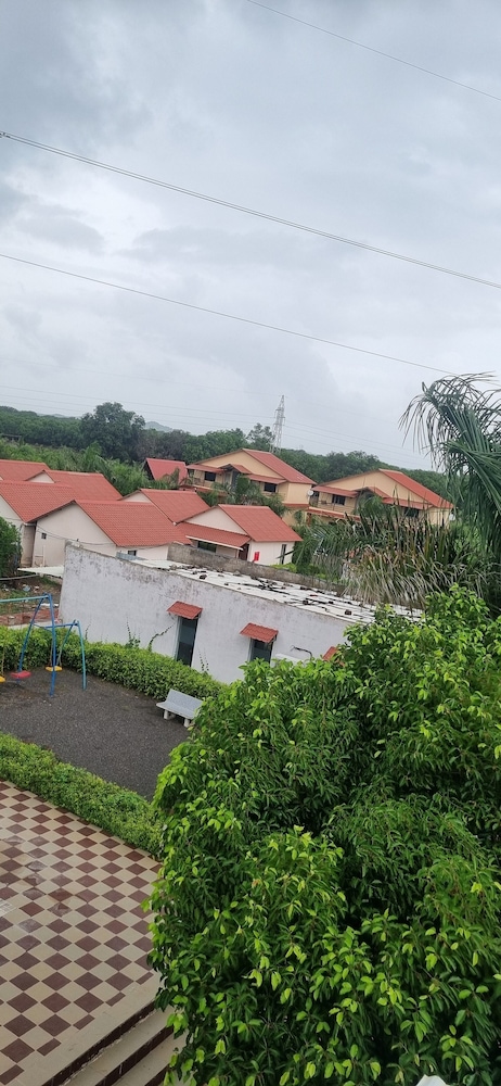 PATANG FAMILY RESORT