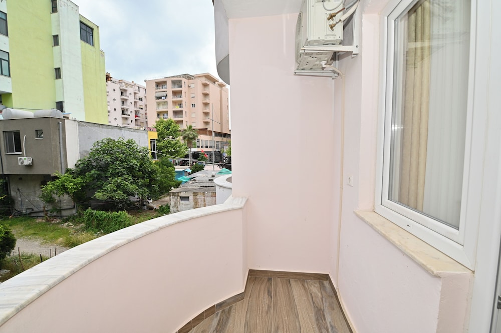 Elite Apartments