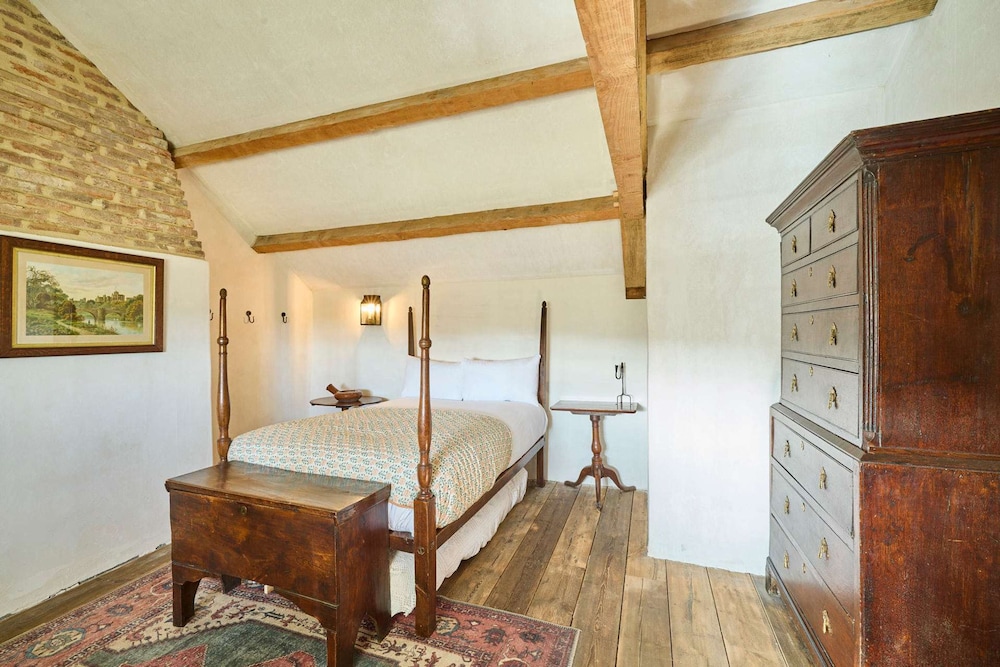 Host Stay Drovers Rest