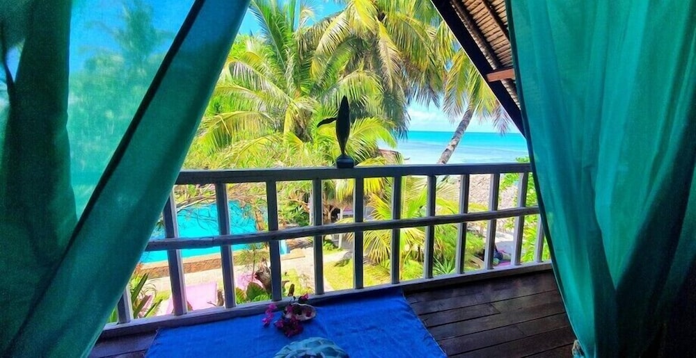 Ravoraha Ecolodge