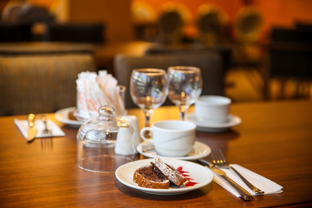 New Gate Hotel - Image 24