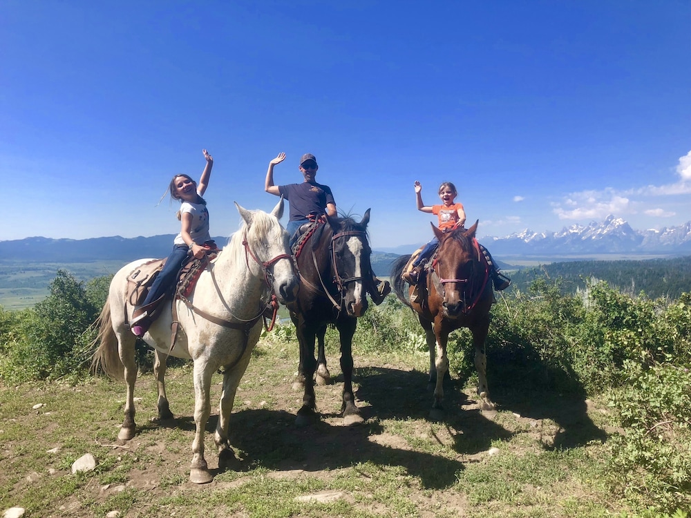 Moran Vacations - Heart 6 Ranch - Property Image 74