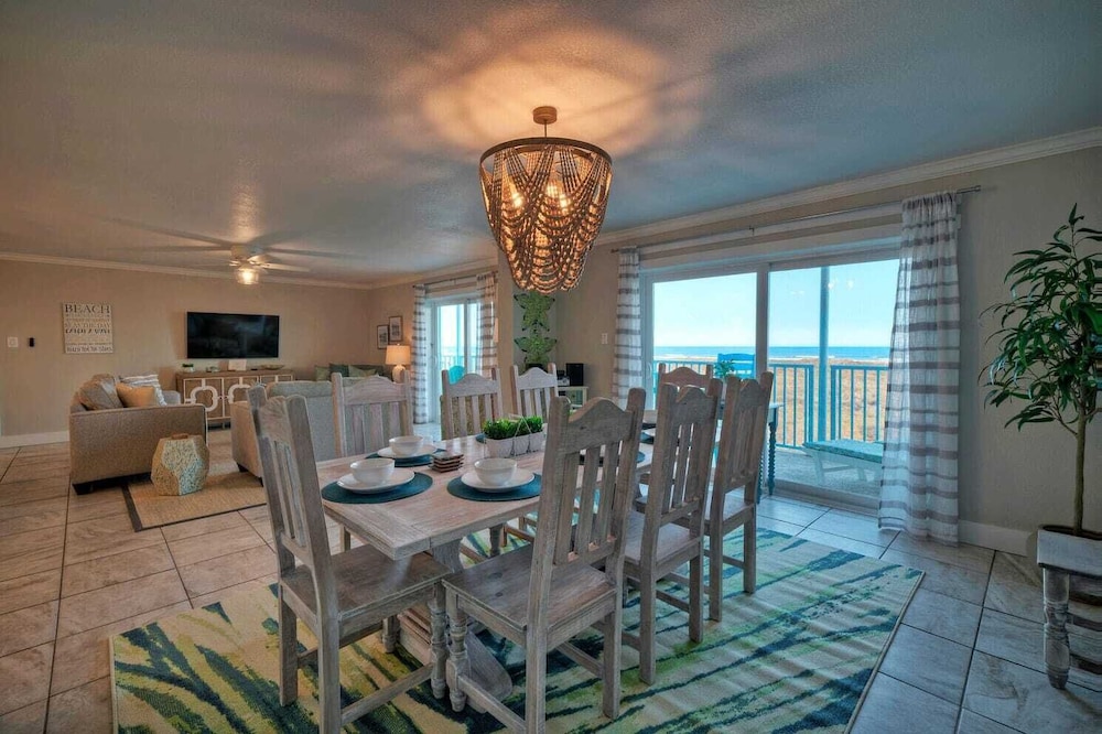 Gulf Views + Pools, Tennis, Pickleball & Beach Access Awesome Beachfront by Avantstay