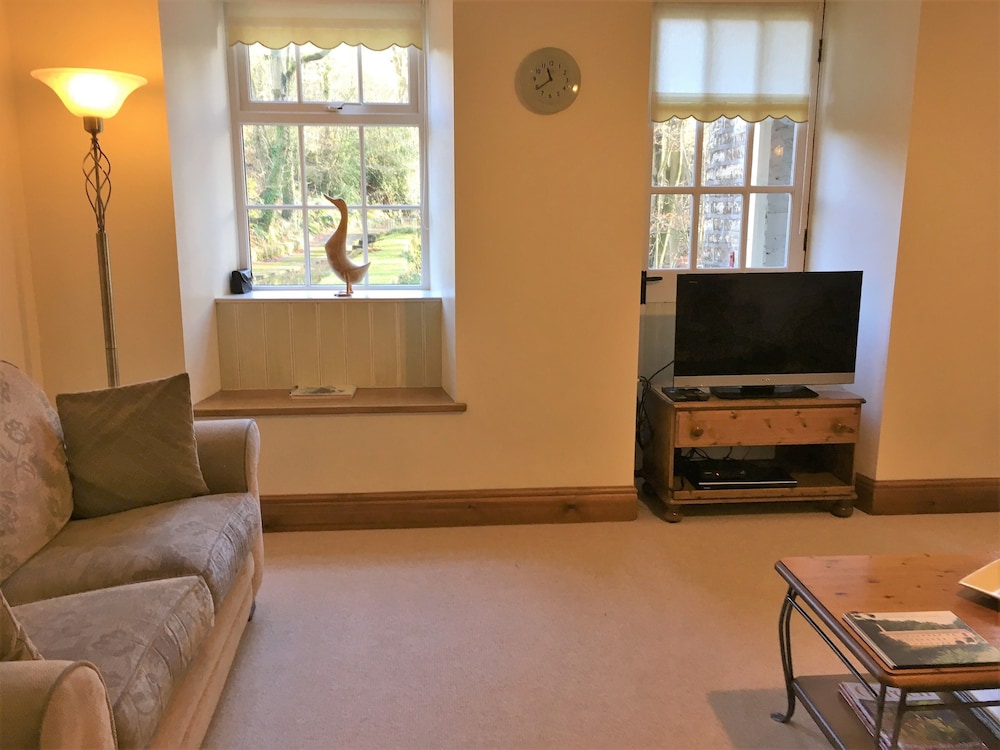 Hewenden Mill Holiday Homes