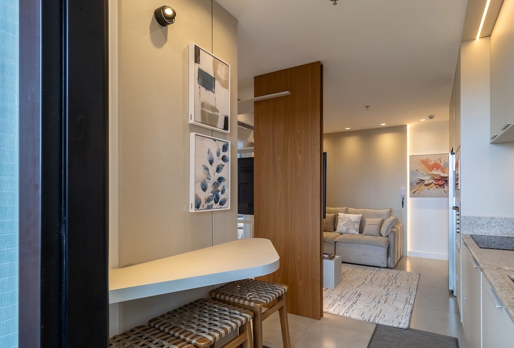 MHF II Apts Variados em Prédio com Vista para o Mar em Itapema