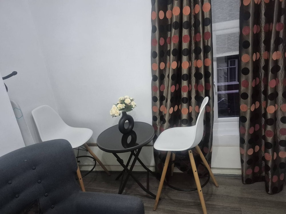 Bright and Modern Flat in Manchester's Heart