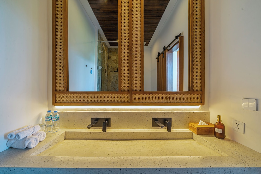 Villa Bedawang - 4BR Villa Seminyak