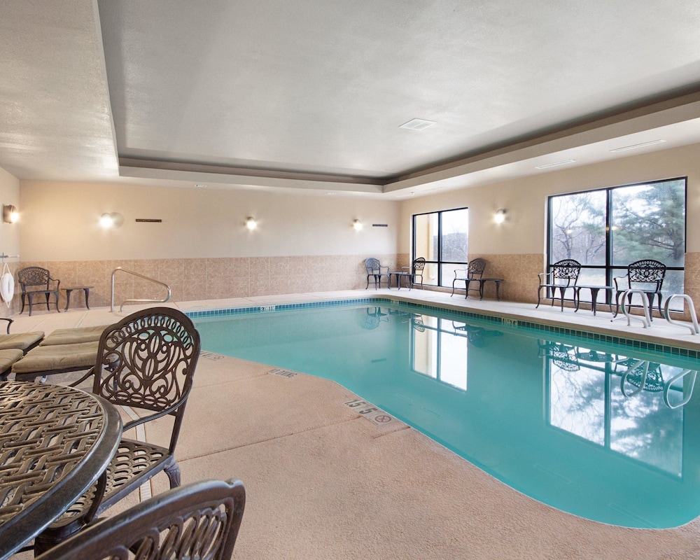Hobbs Vacations - MainStay Suites - Property Image 30