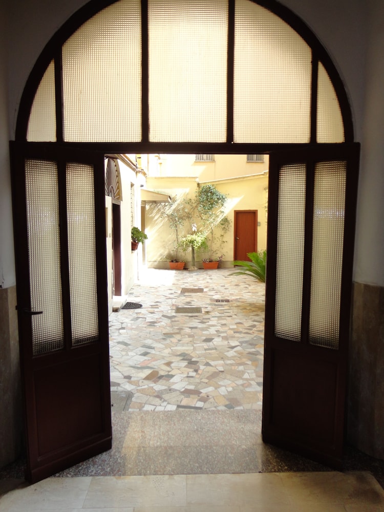 Città Eterna Bed & Breakfast