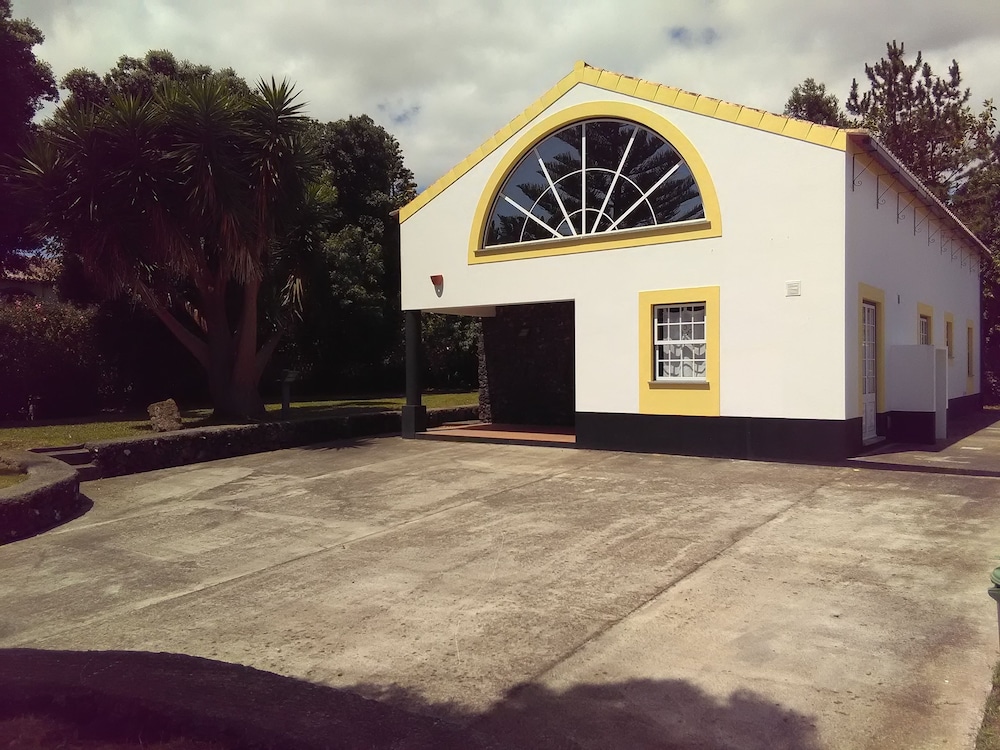 Vilar dos Carvalhinhos