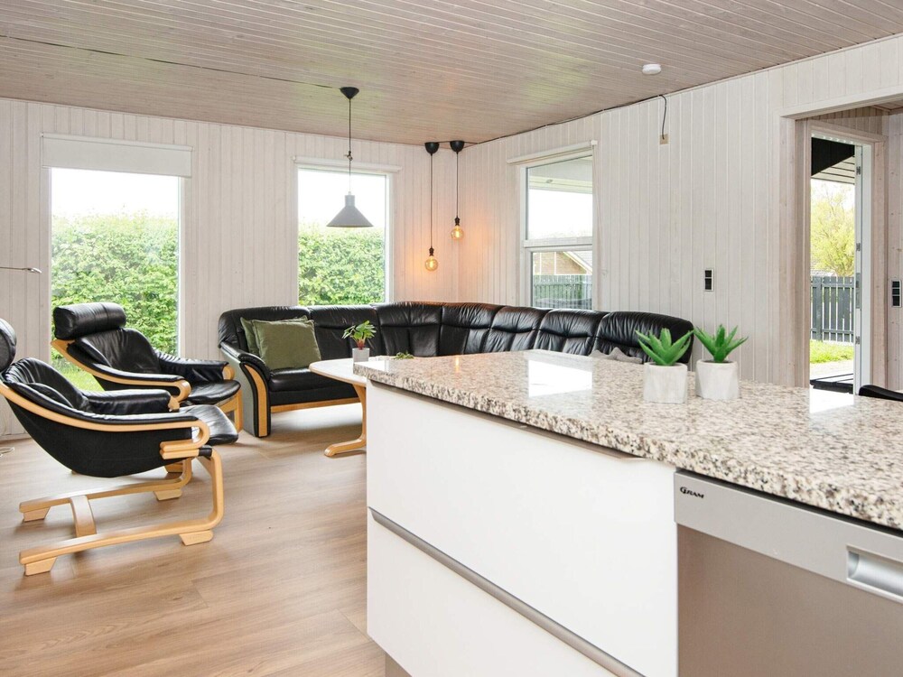 Luxury Retreat in Pot Strandby - By Traum Ferienwohnungen view 5