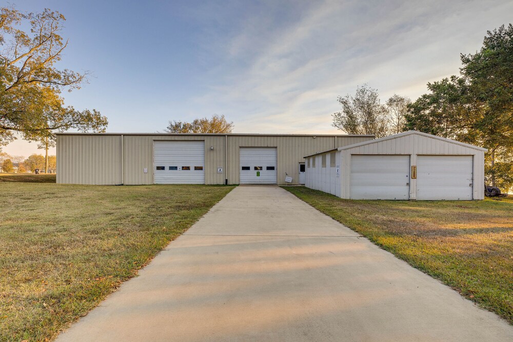 Charming Weiss Lake Apartment w/ Boat Slip! view 3