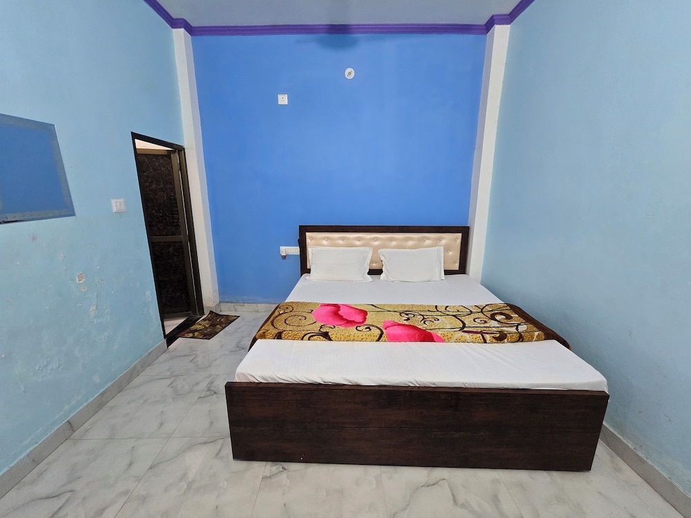 Avadh Dham Guest House