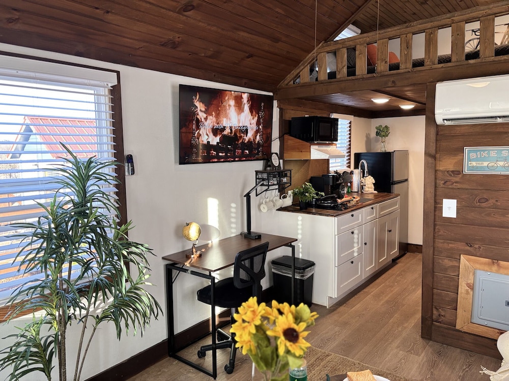 Sojourn Lodging