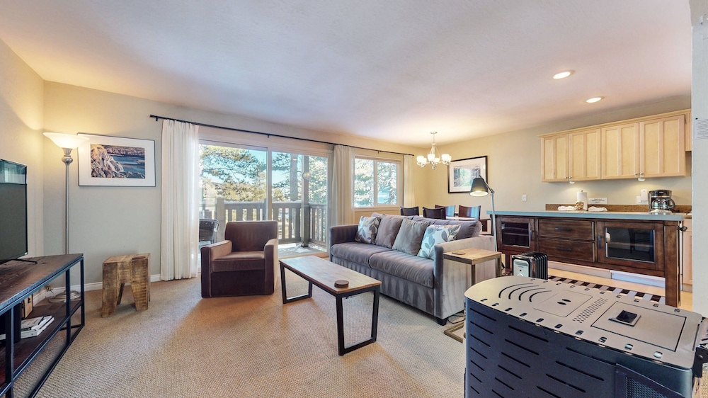 Western Slopes Villas #7 1 Bedroom Condo