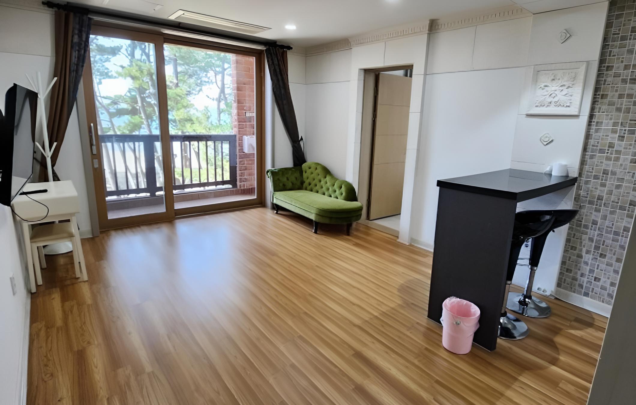 Taean Golden Wave Pension