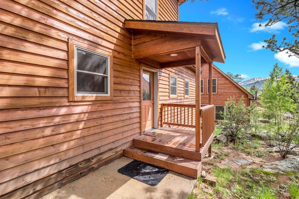 Solitude Condos - Estes Park CO