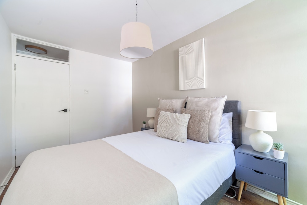The Canonbury Apartment