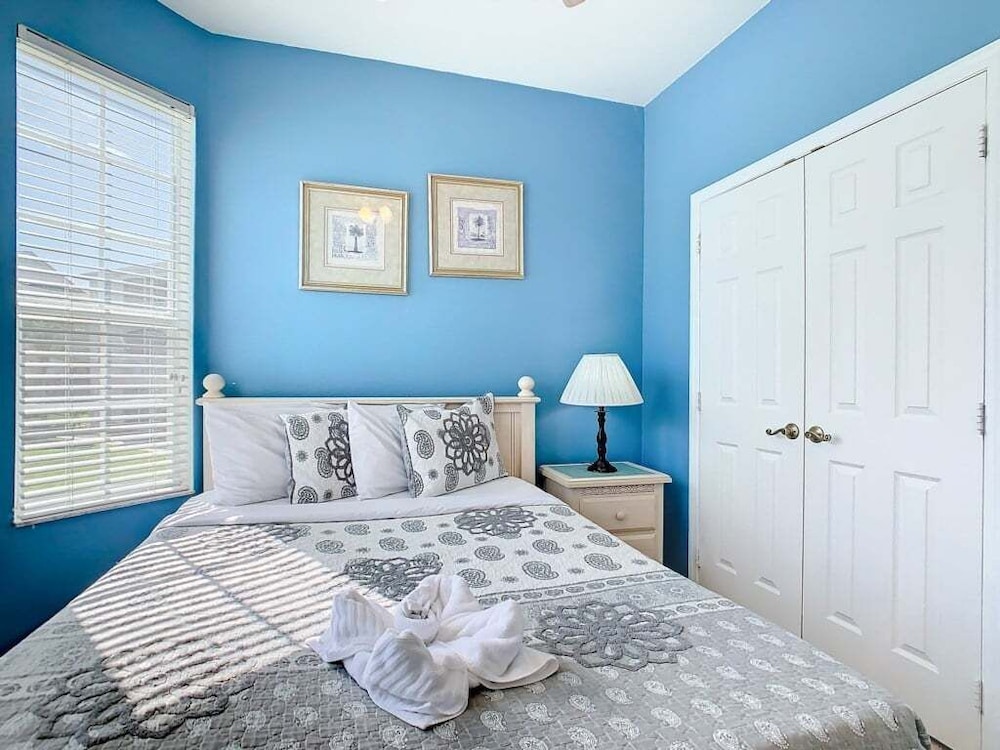 Spacious 3br Condo Near Disney W/ Resort Amenities 3 Bedroom Condo