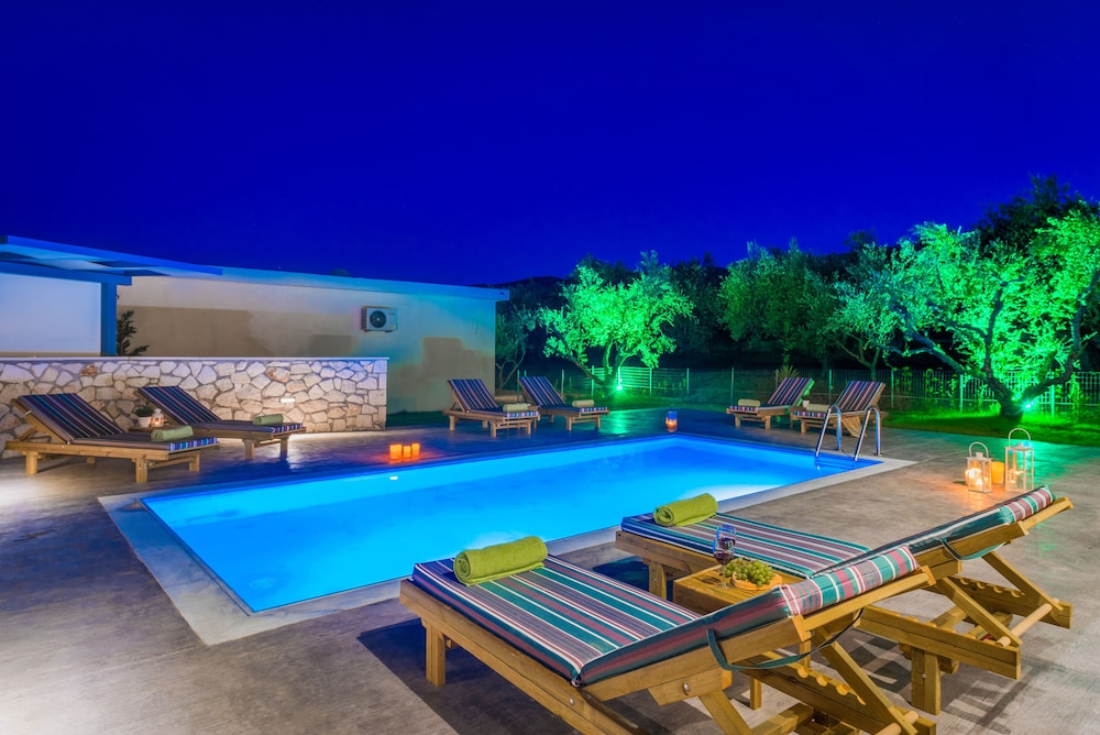 Natura Verde Villas
