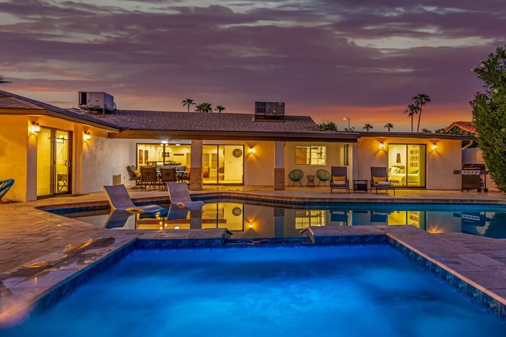 Tequila Time Retreat Custom Pool Spa Dogs OK
