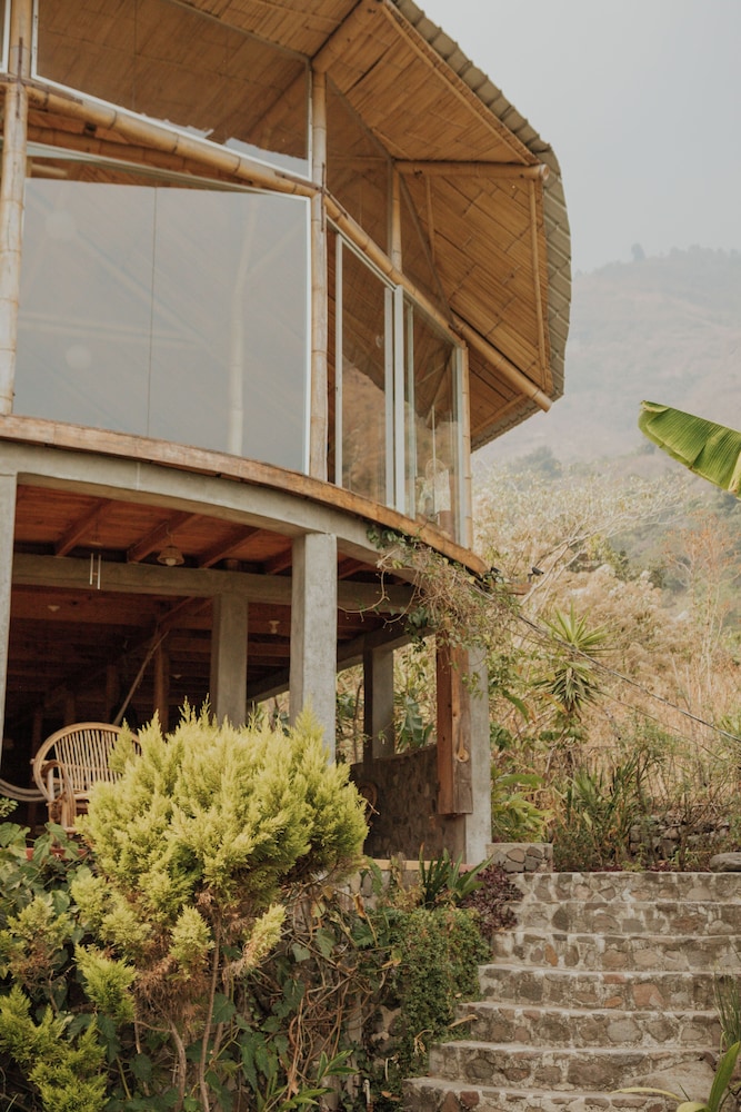 Saasil Retreat
