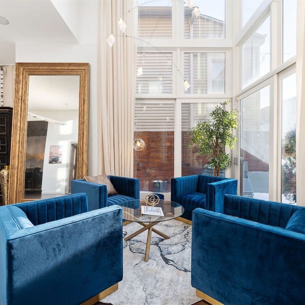 5BR 5BA Architectural Estate-theatre Gym Rooftop
