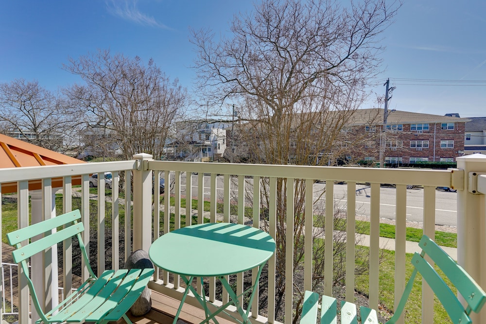 Asbury Park Condo < Half-mi to Beach & Boardwalk! view 2