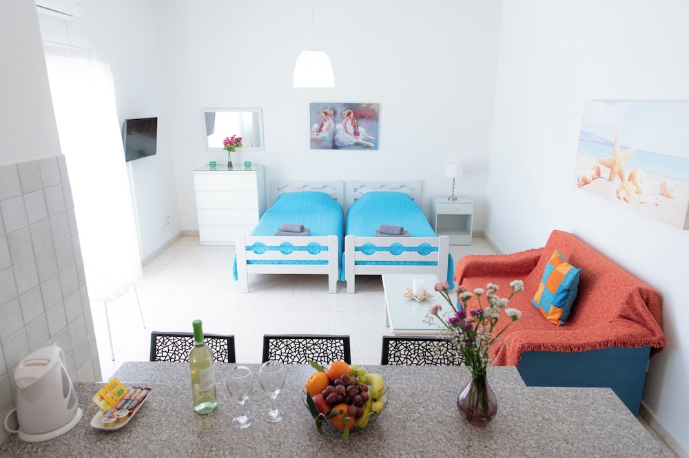 Themis Apartments