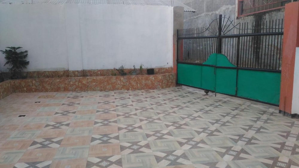 Sealor Pension House