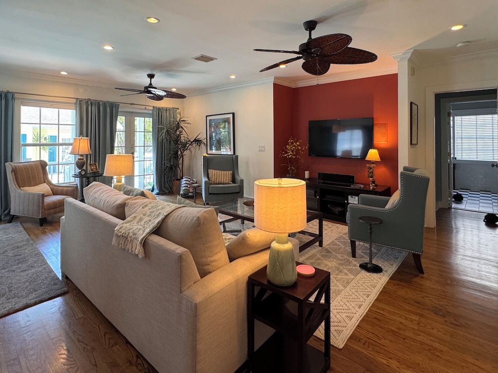 Palm Ridge House