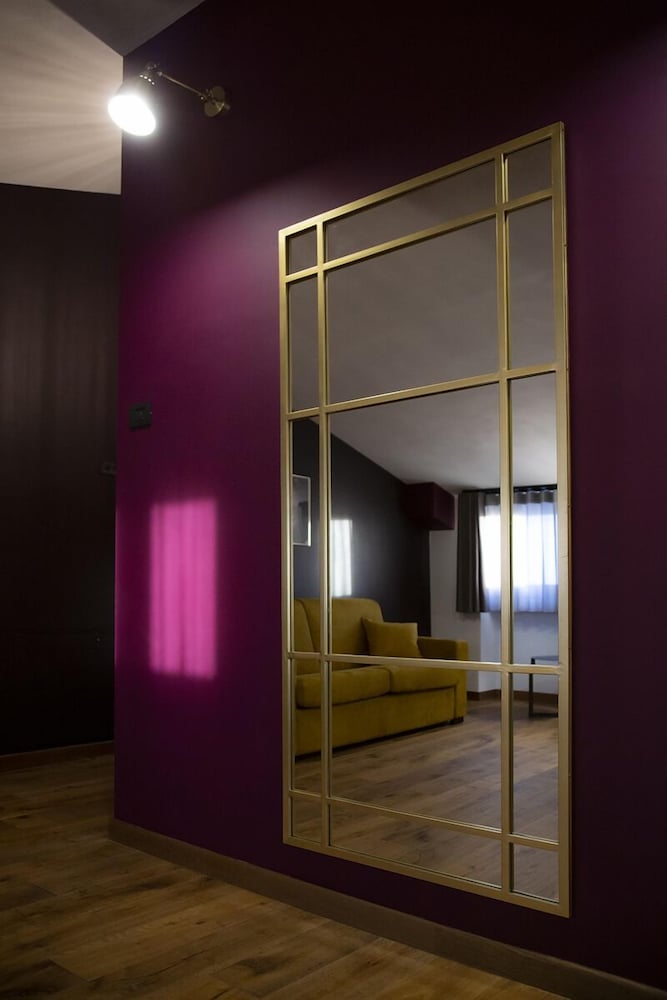 MANTRA Suite&Room