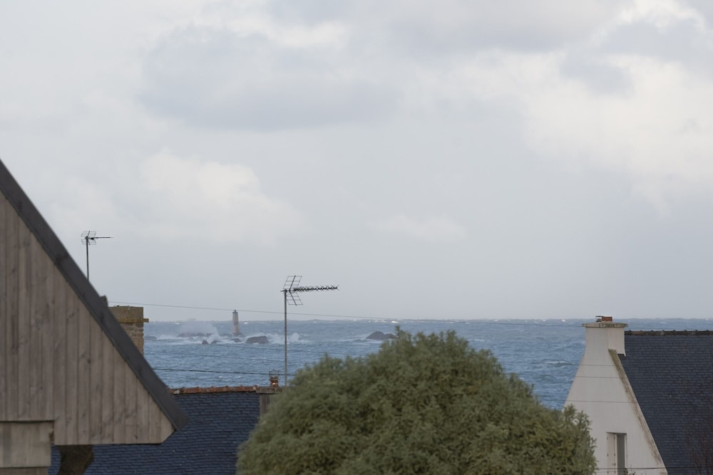 Mansion in Landunvez Near Plage de Penfoul